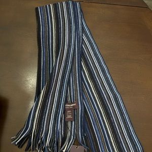 Johnston and Murphy scarf